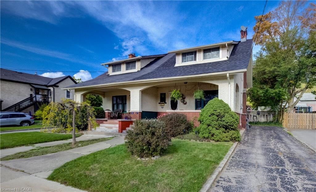 Property Photo:  37 Willow Street  ON N3L 2K7 