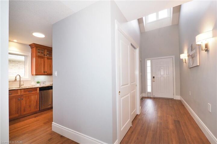 Property Photo:  350 Doon Valley Drive 6D  ON N2P 2M9 