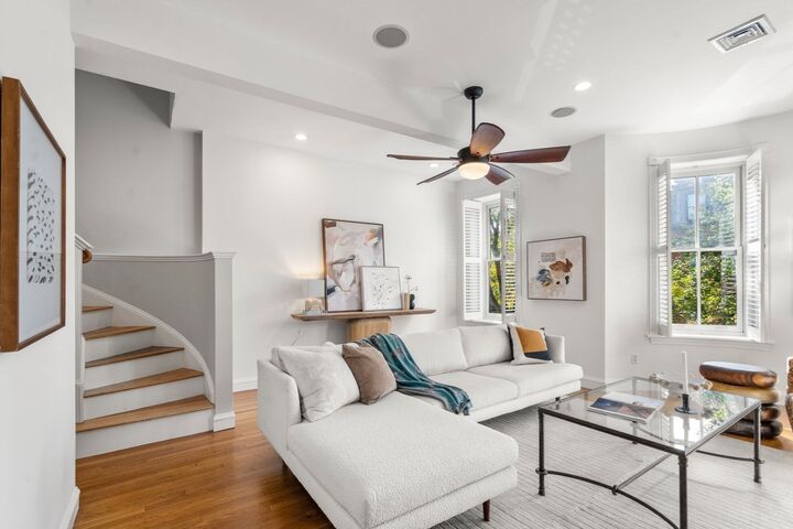 Property Photo:  85 Dartmouth St Ph  MA 02116 