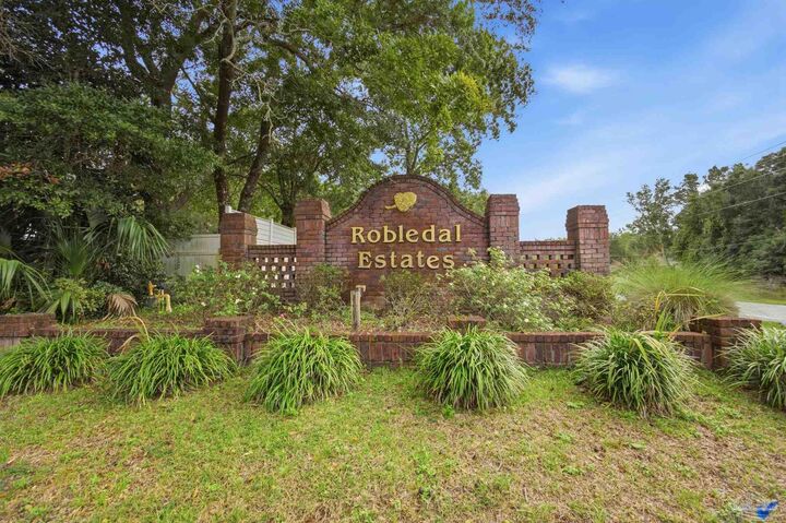 Property Photo:  3095 Camino De Real  FL 32566 