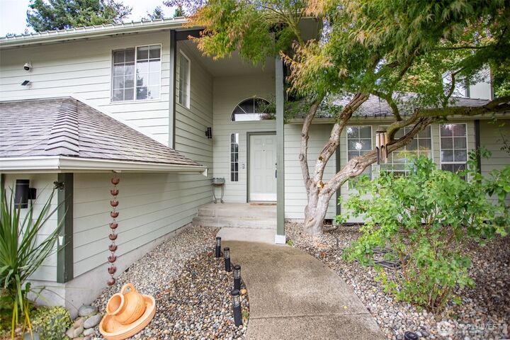 Property Photo: 7015 184th Street Ct E WA 98375