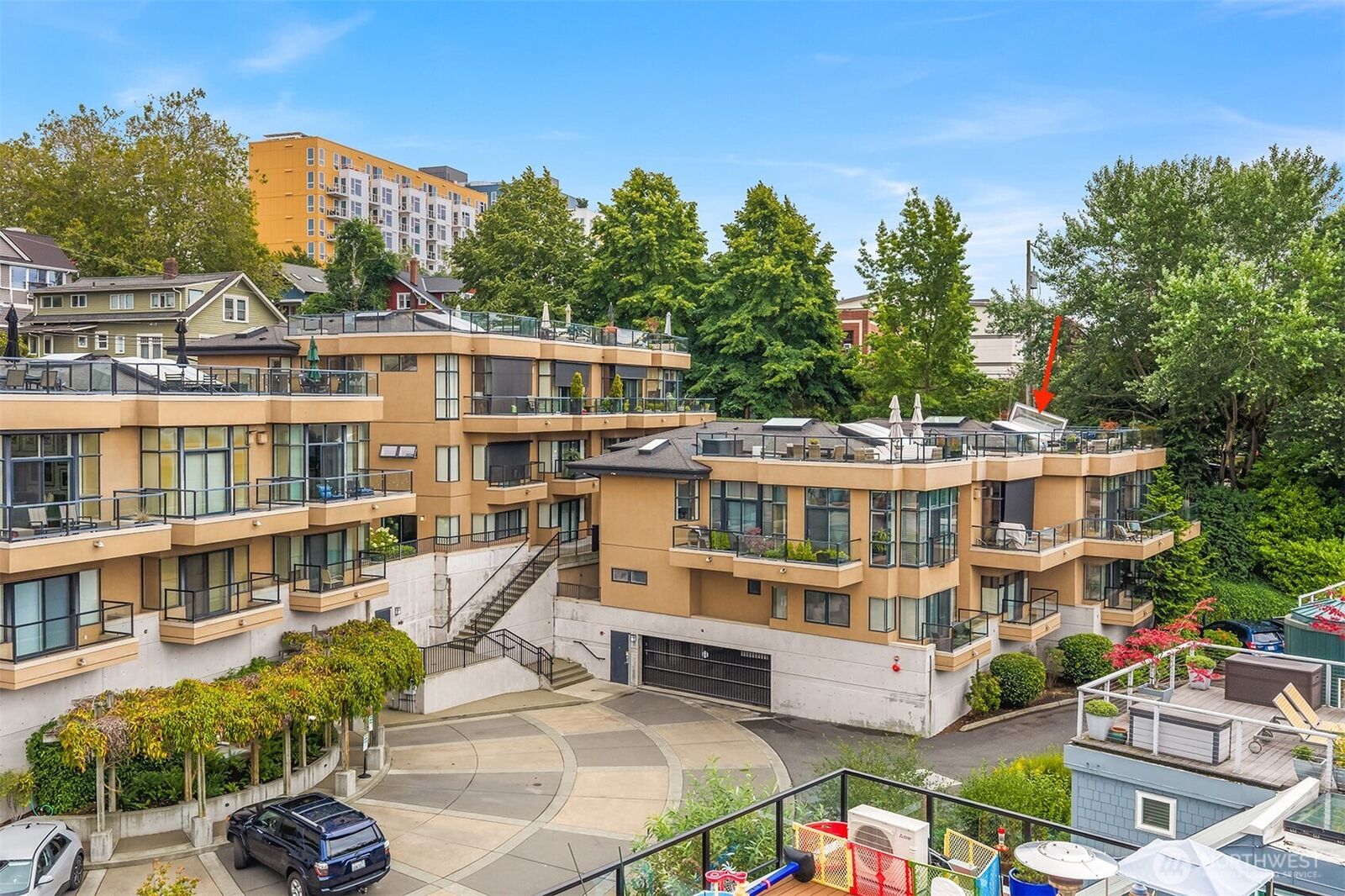 Property Photo:  80 E Roanoke Street 2  WA 98102 