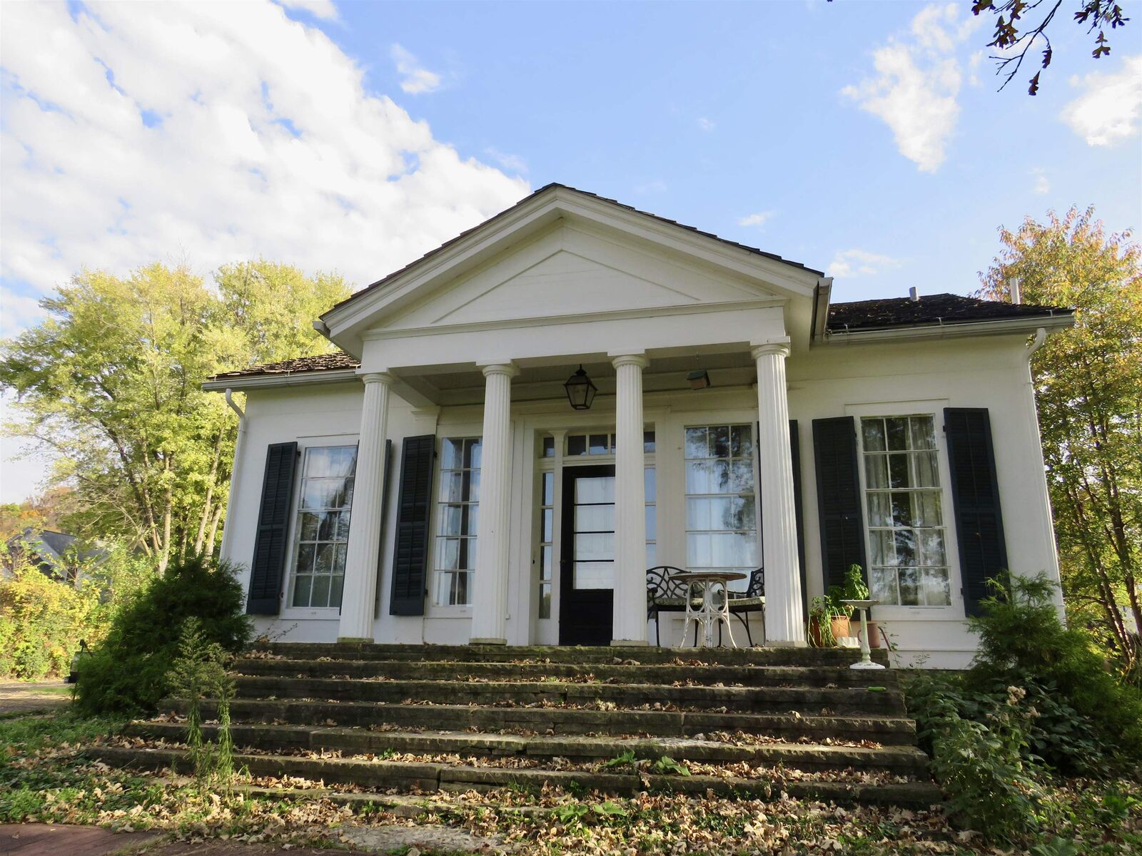 Property Photo: 511 Park Avenue IL 61036