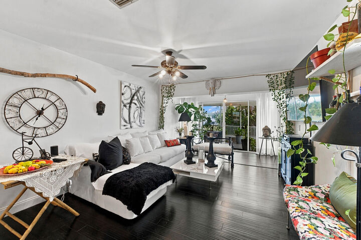 Property Photo:  1130 Mahogany Way  FL 33445 