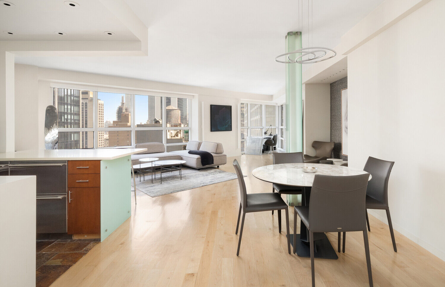Property Photo:  146 W 57th Street 39D  NY 10019 