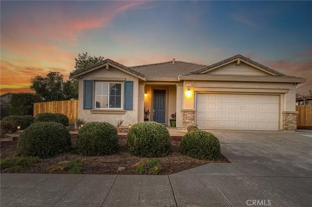 Property Photo: 588 Peach Drive CA 93610