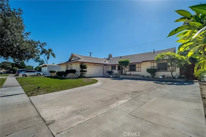 Property Photo:  2650 E Sycamore  CA 92806 