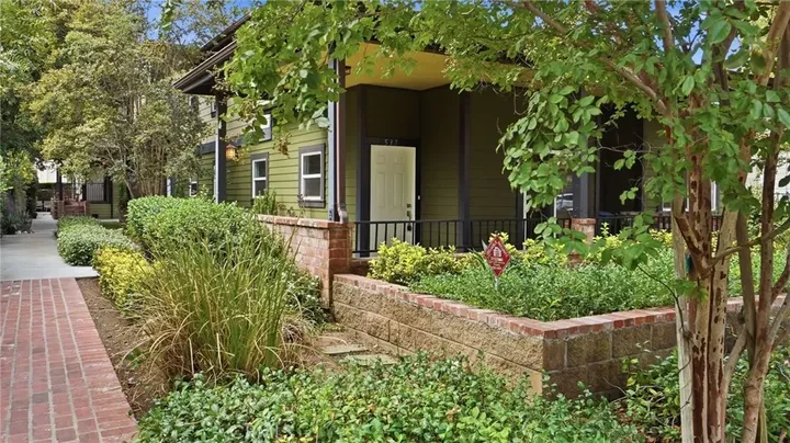 Property Photo: 537 Cypress CA 91103