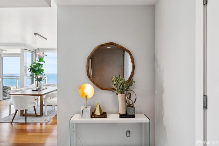 Property Photo: 501 Beale Street 14A CA 94105