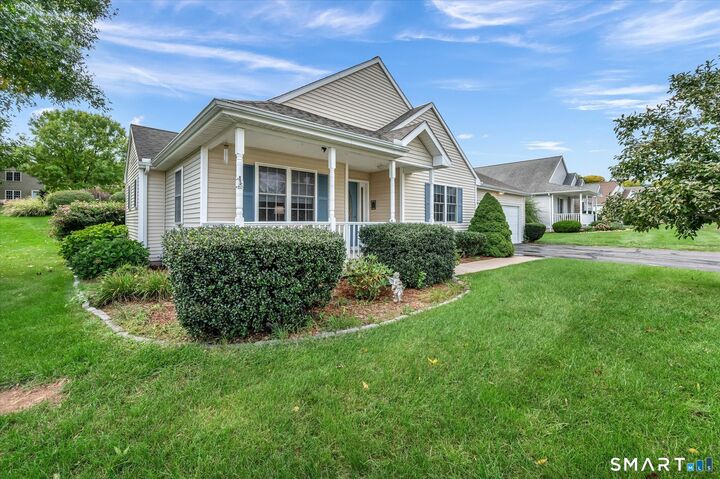 Property Photo: 15 Farm Brook Lane 15 CT 06066