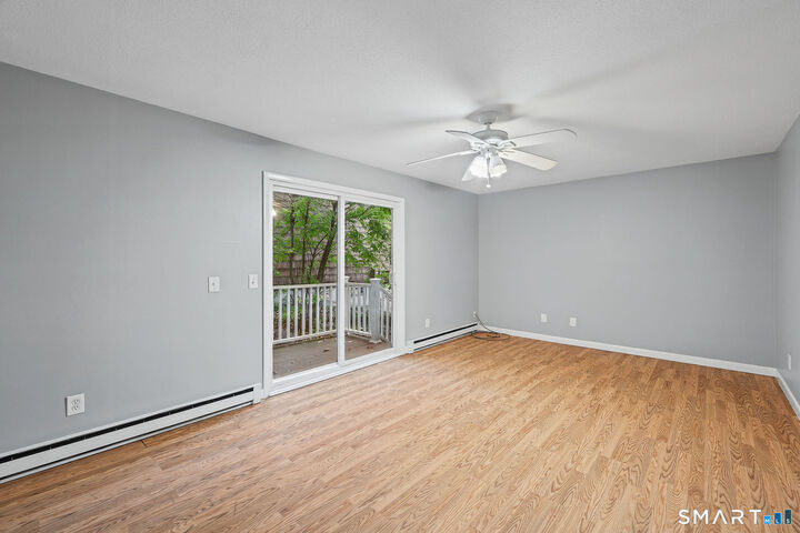 Property Photo: 6 Irving Place 2B CT 06810