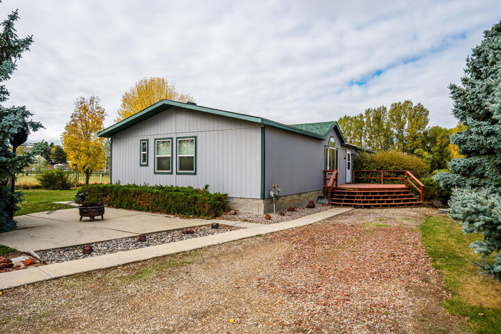 Property Photo:  2 Sherri View Drive  WY 82801 