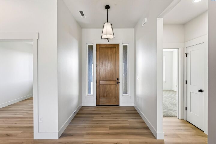 Property Photo:  43860 N Whan Road  WA 99350 