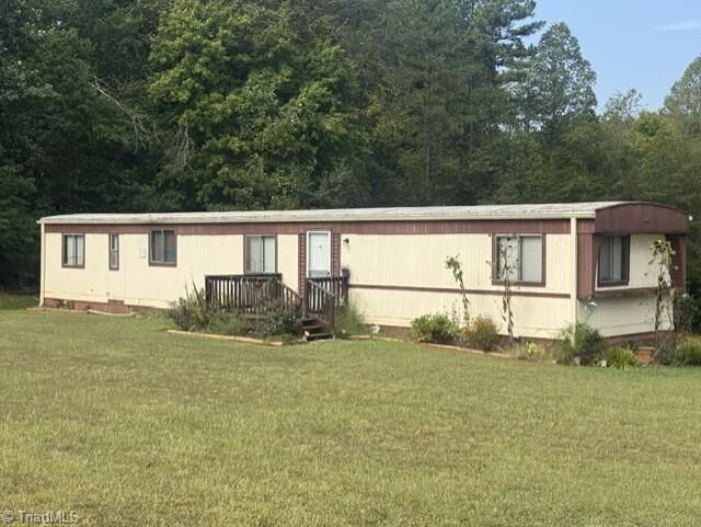 Property Photo:  2491 Dodgetown Road  NC 27052 