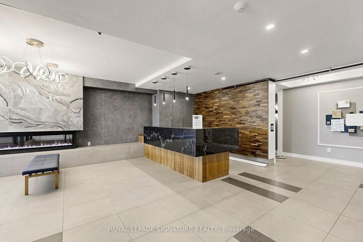 Property Photo:  1555 Finch Avenue E 1901  ON M2J 4X9 