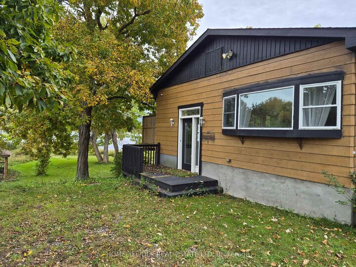 Property Photo:  225 Johnson Bay Lane  ON K7G 2V6 