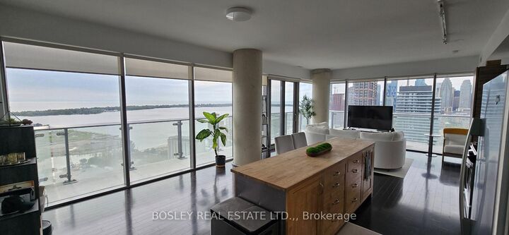 Property Photo:  70 Distillery Lane 3107  ON M5A 0E3 