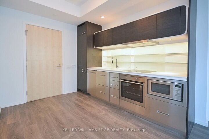 Property Photo:  45 Charles Street E 4005  ON M4Y 0B8 