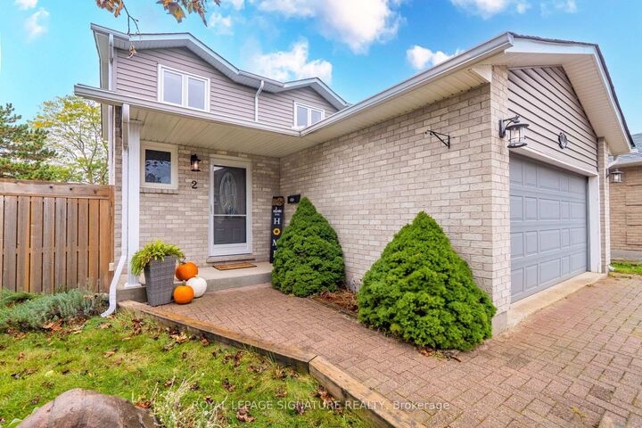 Property Photo:  2 Cindy Avenue  ON N3C 3J2 