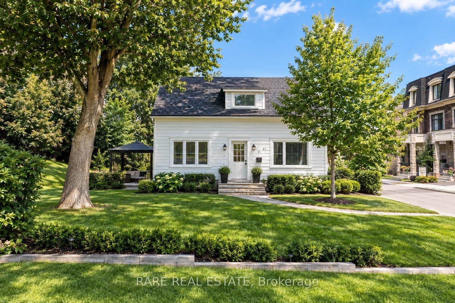 Property Photo:  32 Main Street  ON L5M 1X6 