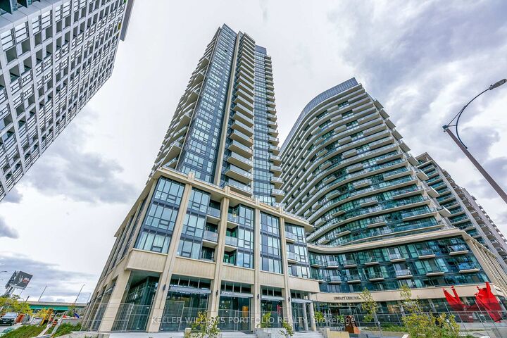 Property Photo:  49 East Liberty Street 204  ON M6K 0B2 