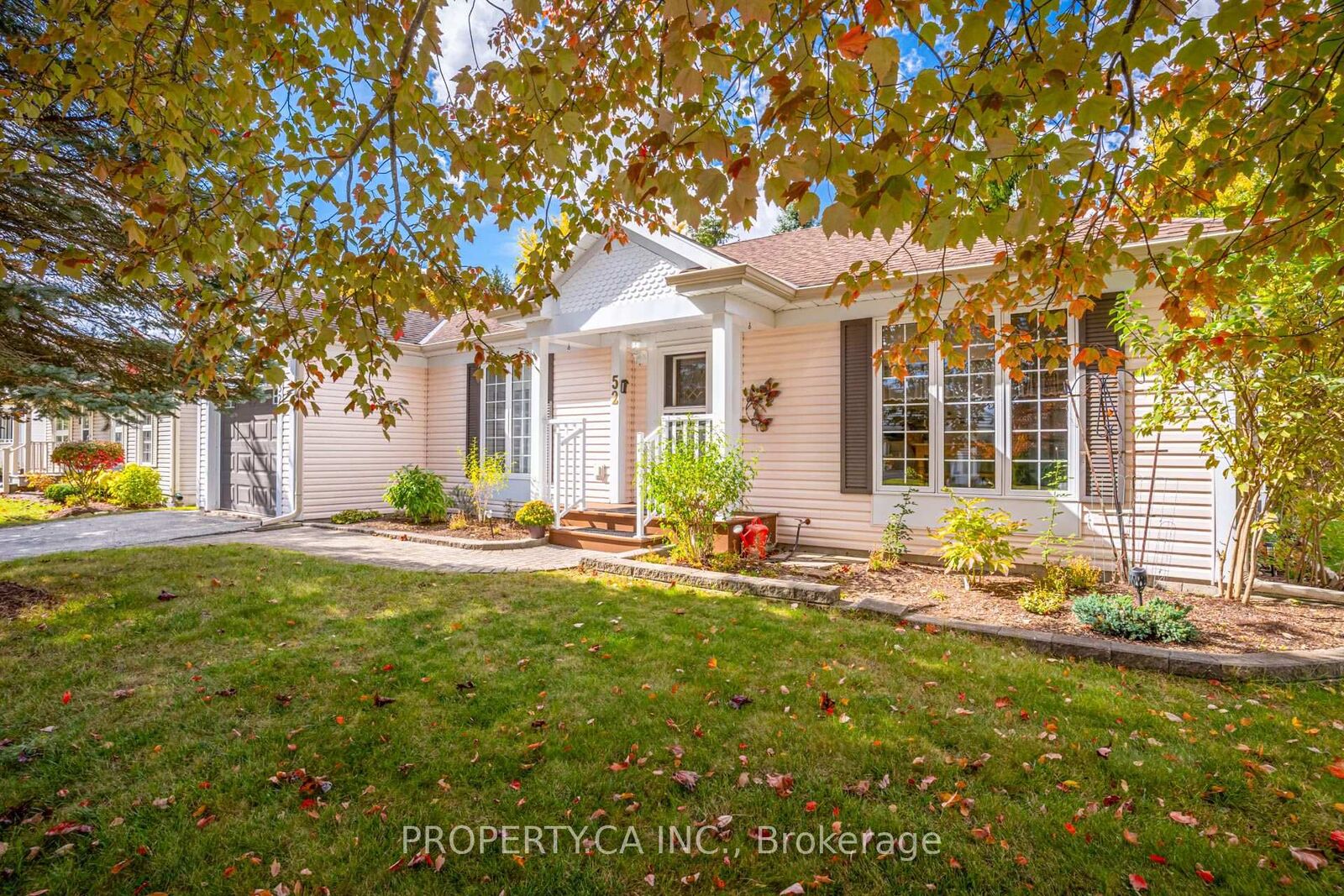 Property Photo:  52 Pineridge Road  ON N0B 1J0 