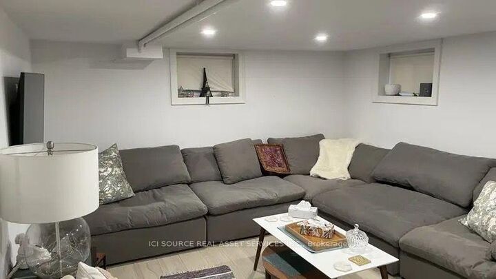 Property Photo:  44 Courcelette Road Unit 6  ON M1N 2S8 