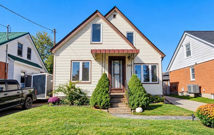 Property Photo:  243 Edwin Street  ON N2H 4P3 