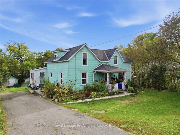Property Photo:  193 Bridge Street W  ON K0L 1L0 