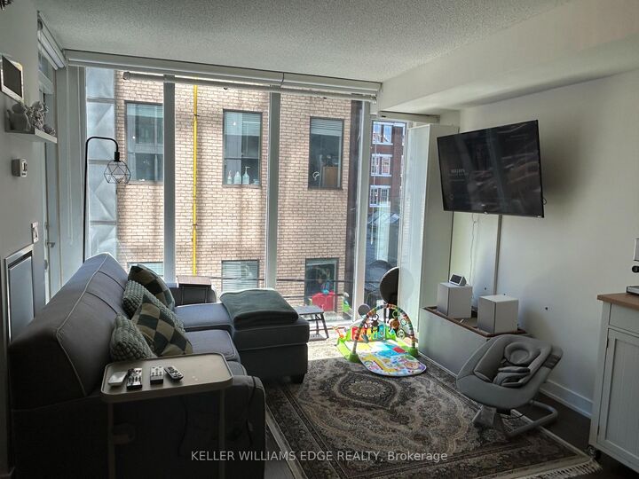 Property Photo:  21 Nelson Street 331  ON M5V 1T8 