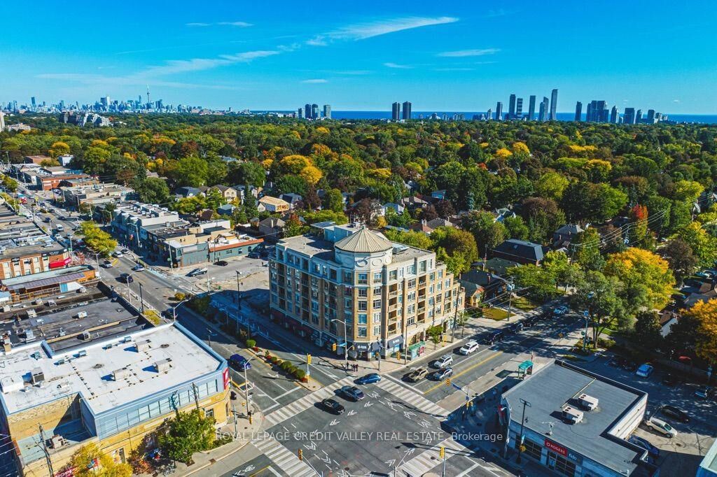 Property Photo:  935 Royal York Road E 202  ON M8Y 4H1 