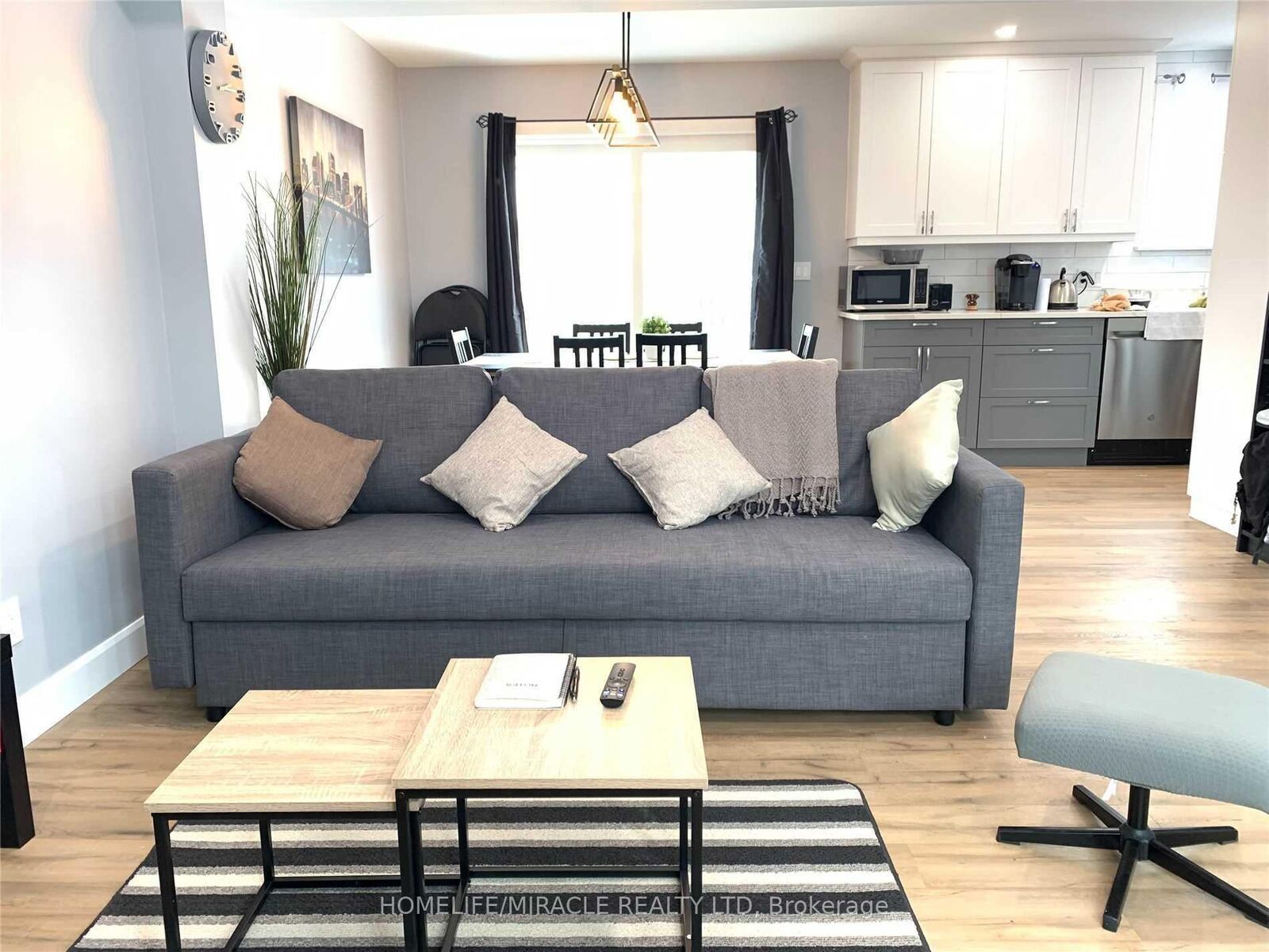 Property Photo:  5644 Hanan Avenue  ON L2G 4E6 