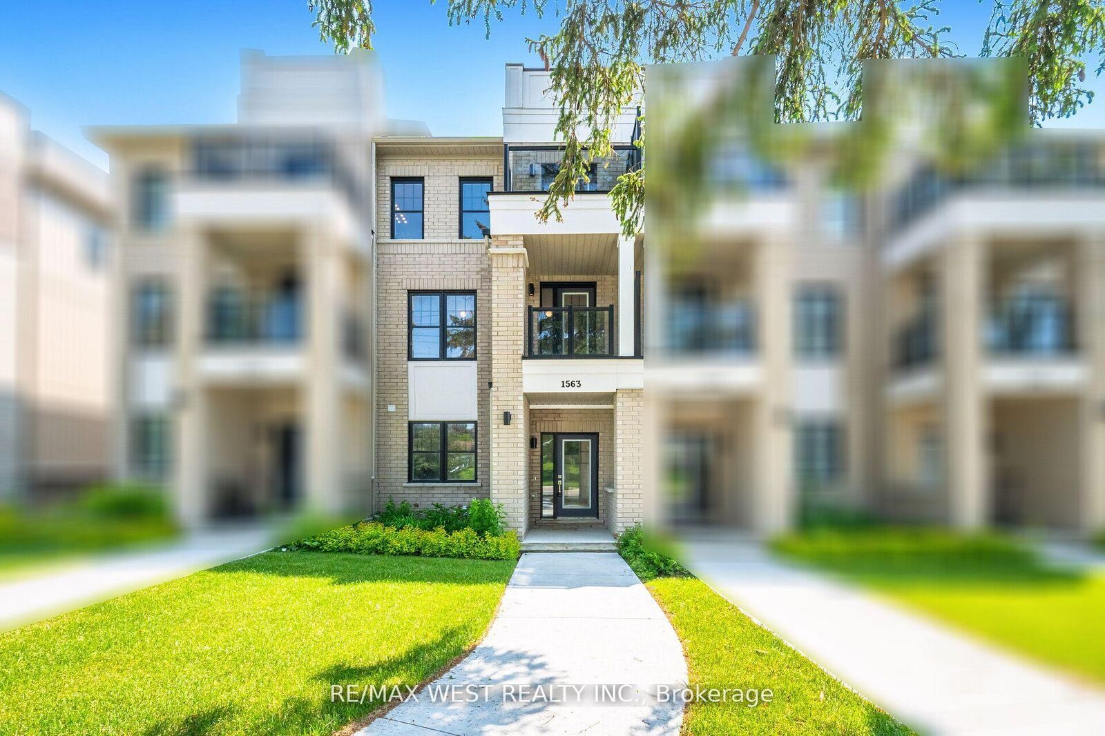 Property Photo:  1563 Green Road  ON L1C 7E5 