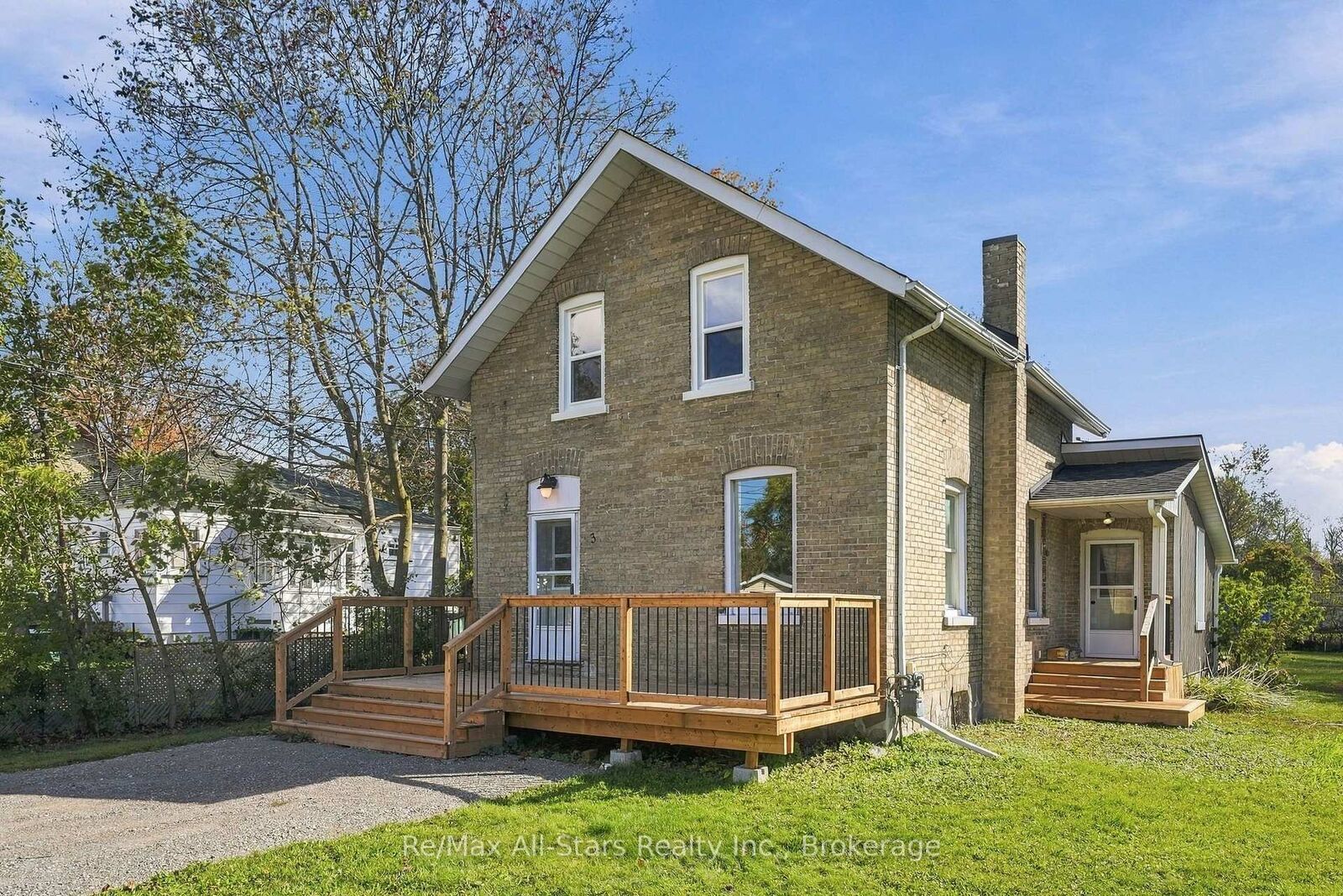 Property Photo: 3 Bertie Street ON K9V 1H9