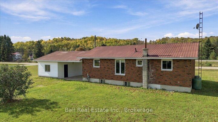 Property Photo: 316 Buck Hill Road ON K0L 1C0