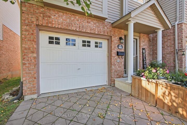 Property Photo: 1600 Mickleborough Drive 68 ON N6G 5R9