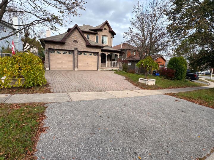 Property Photo:  114 Browning Trail  ON L4N 6R3 