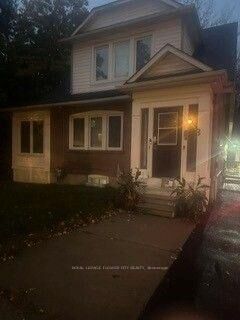 Property Photo:  88 King Street W  ON L7E 1A2 