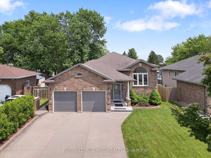 Property Photo: 346 Clare Avenue ON L3C 5R2
