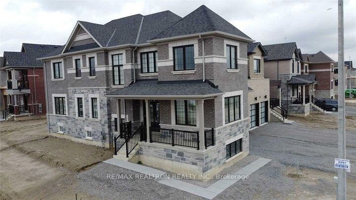 Property Photo:  78 Jinnah Avenue  ON L3S 3K5 