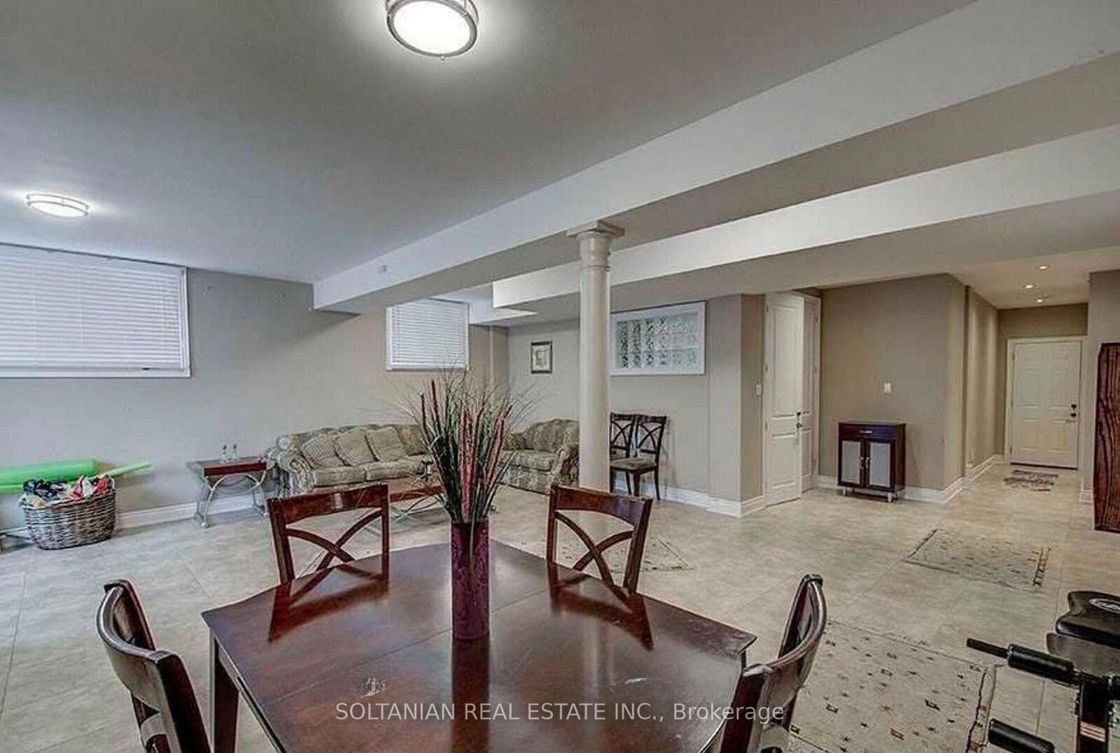 Property Photo:  90 Grandview Avenue  ON L3T 1H4 