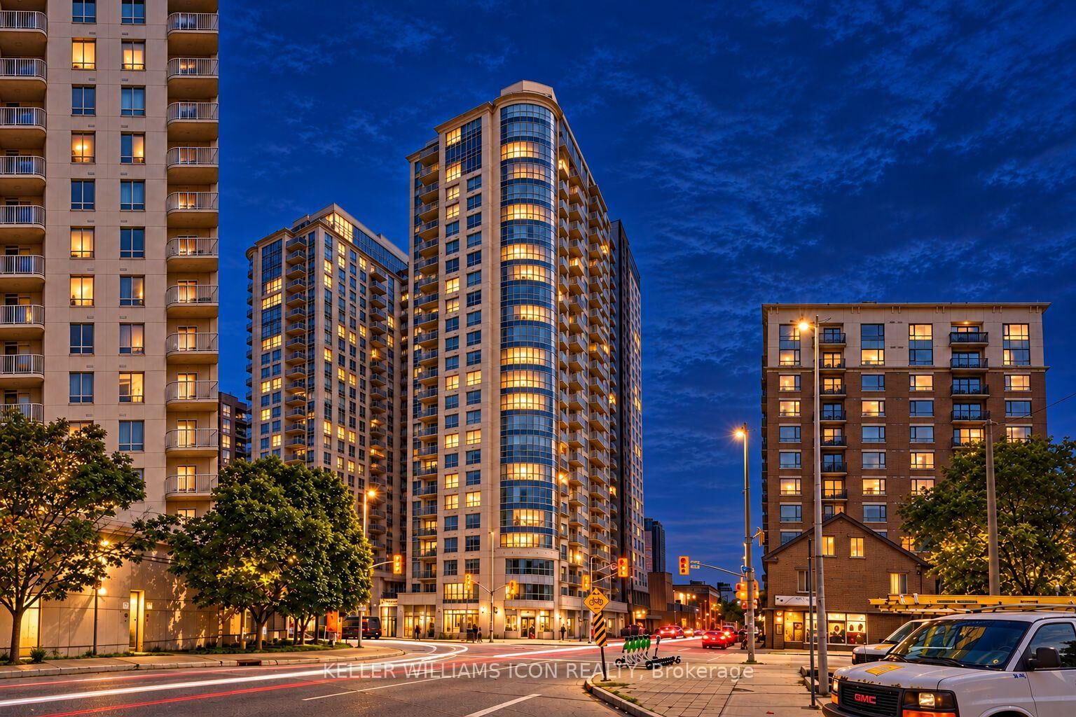 Property Photo:  195 Besserer Street 2405  ON K1N 0B6 