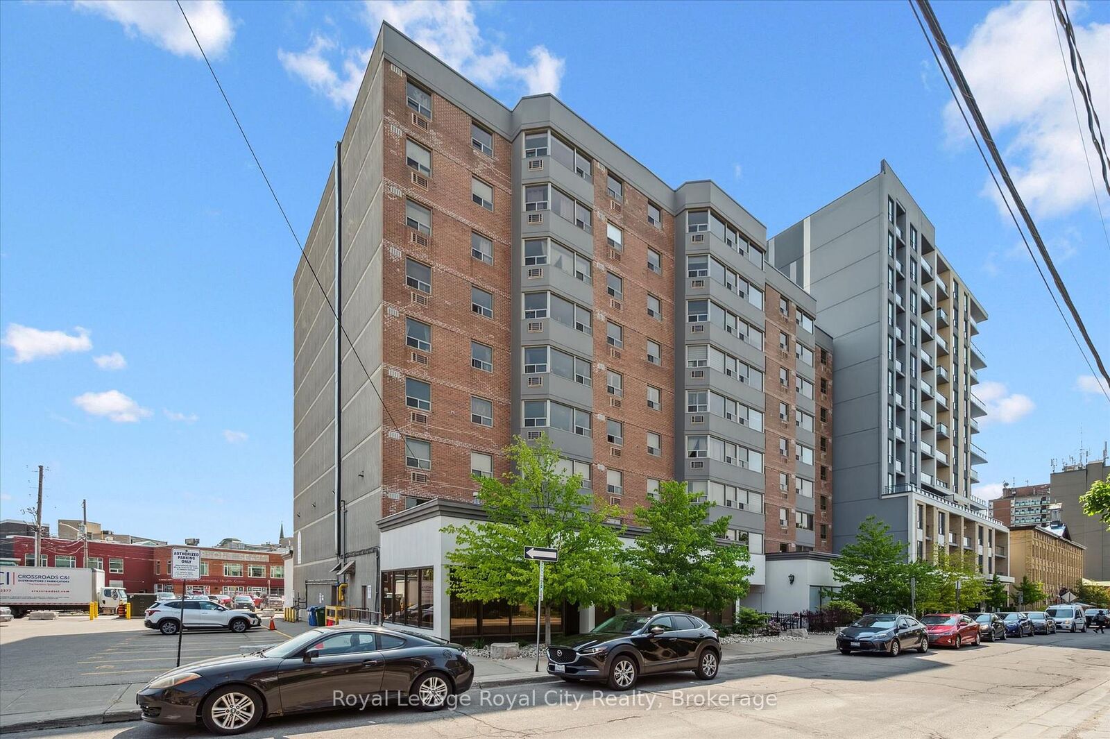 Property Photo:  55 Yarmouth Street 508  ON N1H 7R4 