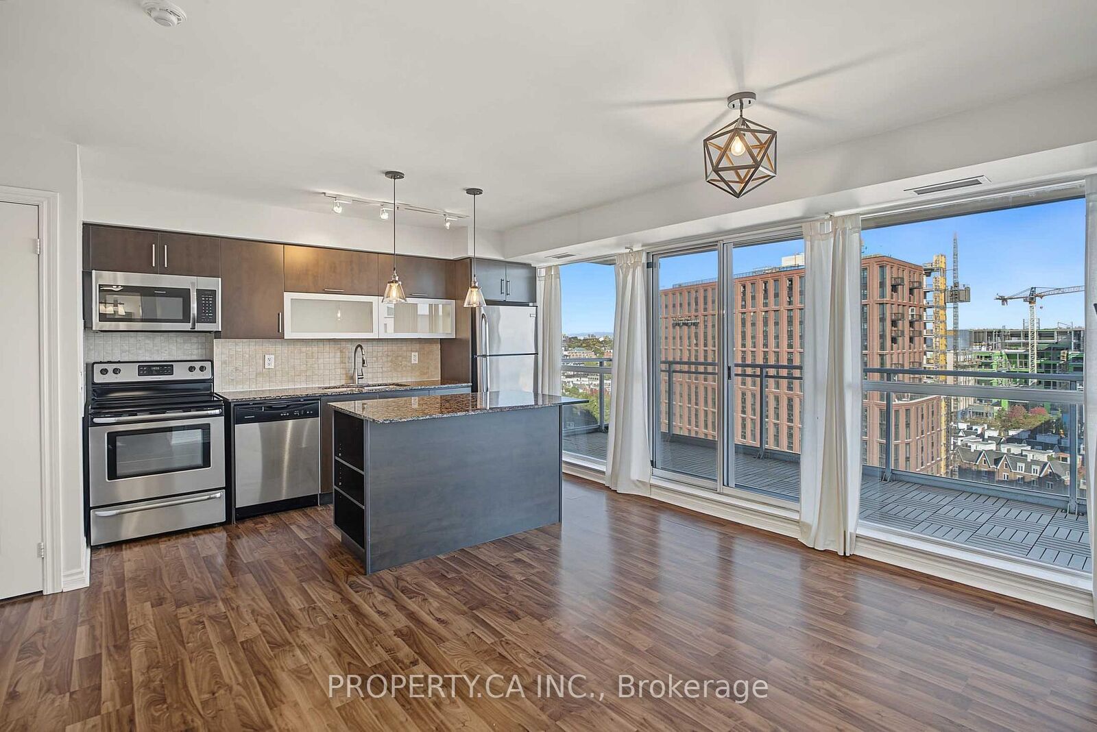 Property Photo:  100 Western Battery Road 1508  ON M6K 3S2 