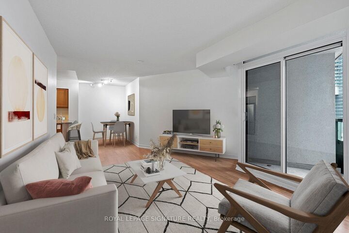 Property Photo:  19 Grand Trunk Crescent 801  ON M5J 3A3 
