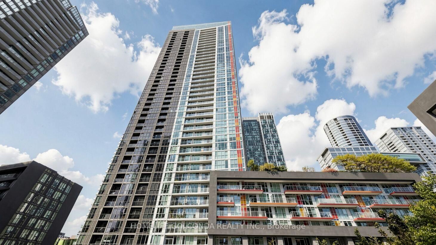 Property Photo:  85 Queens Wharf Road 1512  ON M5V 0J9 