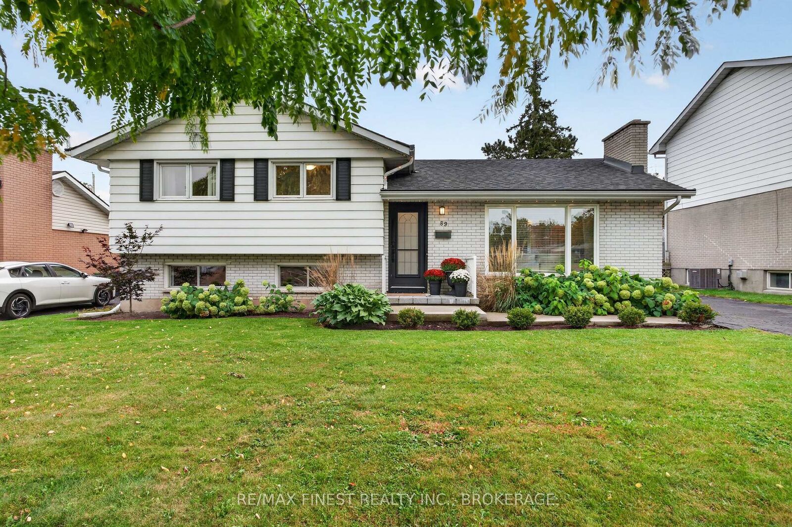 Property Photo:  89 Sunset Boulevard  ON K7M 4W2 