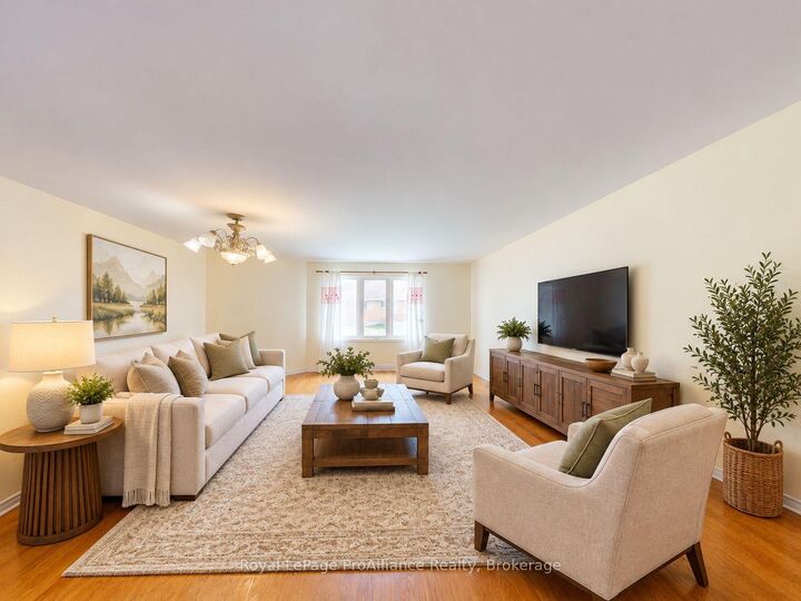 Property Photo:  17 Sumac Terrace  ON K8N 5X4 