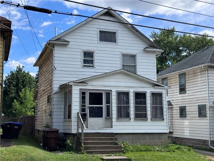 Property Photo: 728 Meek Street PA 16146