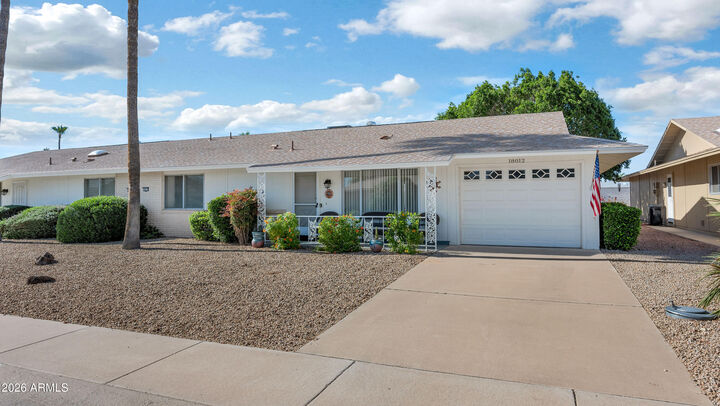 Property Photo:  18012 N Desert Glen Drive  AZ 85375 